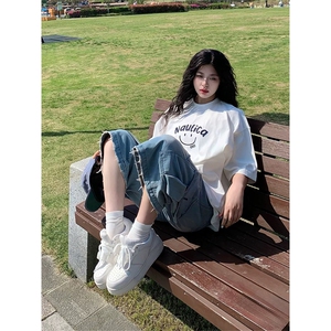 抖音得物 210克现货宽松纯棉美式潮牌印花落肩袖纯棉T恤AT211112图片