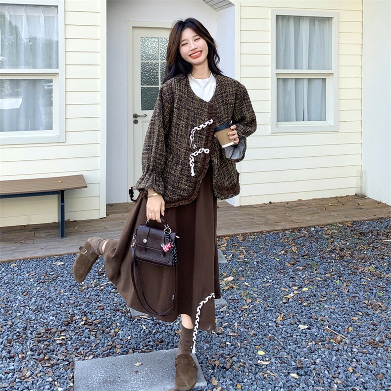 美拉德复古小香风套装裙女冬2025新款木耳边拼接外套半身裙两件套,女装套装/套裙,2C032