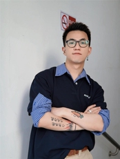 网图-WY10-P5825春装假两件套头卫衣格子拼接上衣套头衫内搭，男装卫衣，电商B327