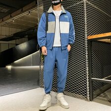 蓝色