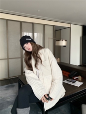 极简奶油风时尚棉服女2025秋季新款宽松圆领排扣短外套高级感气质，女装棉衣/棉服，2D034