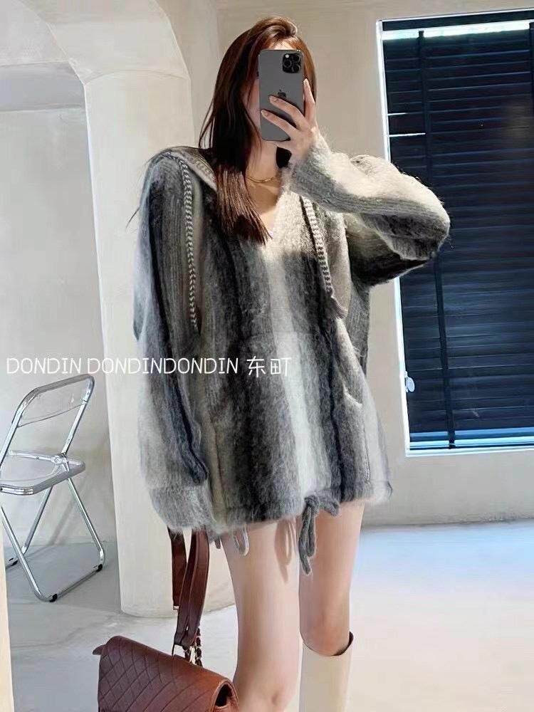现货 连帽渐变宽松毛衣，女装针织衫/毛衣，东町