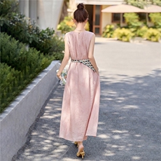 2026夏季新款，简约时尚无袖超仙插歇裙，上身显瘦，女装连衣裙，欧米莱