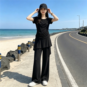 韩版时尚休闲套装女夏季新款斜肩收腰短袖上衣蕾丝屁帘长裤两件套图片
