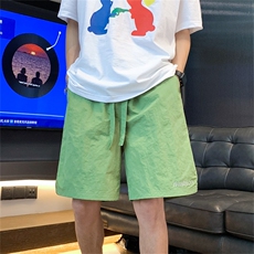 绿色
