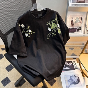 现货 夏季新款t恤男花卉刺绣重磅上衣ins潮短袖宽松半袖T5803-p43图片