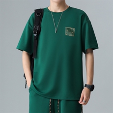绿色