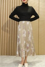 时尚花半裙，女装半身裙，壹号风暴