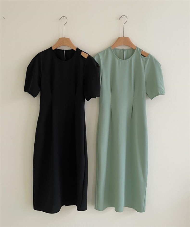 特色服装非连衣裙莫属， 它有着太多的可能性，简直喜欢不得了，女装连衣裙，SPARKS OF FIRE