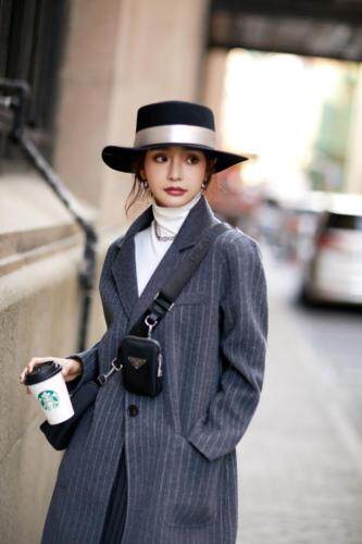 日韩版条纹羊绒大衣明线缝制，女装，是爱 SHI AN