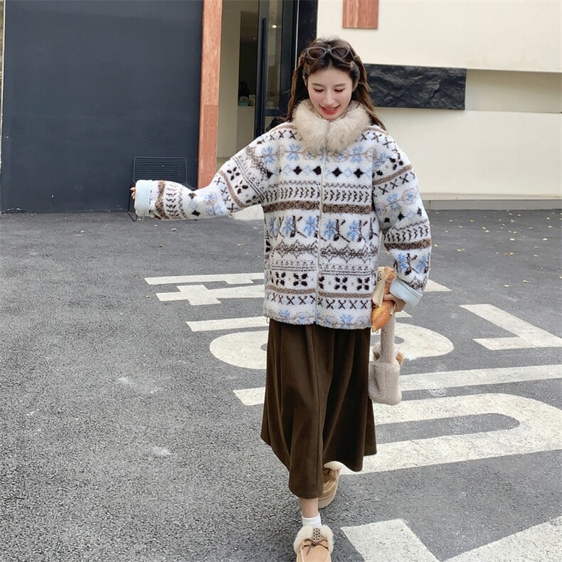 费尔岛风复古提花外套女2025冬新款加厚保暖羊羔绒皮毛一体短外套,女装棉衣/棉服,2C275