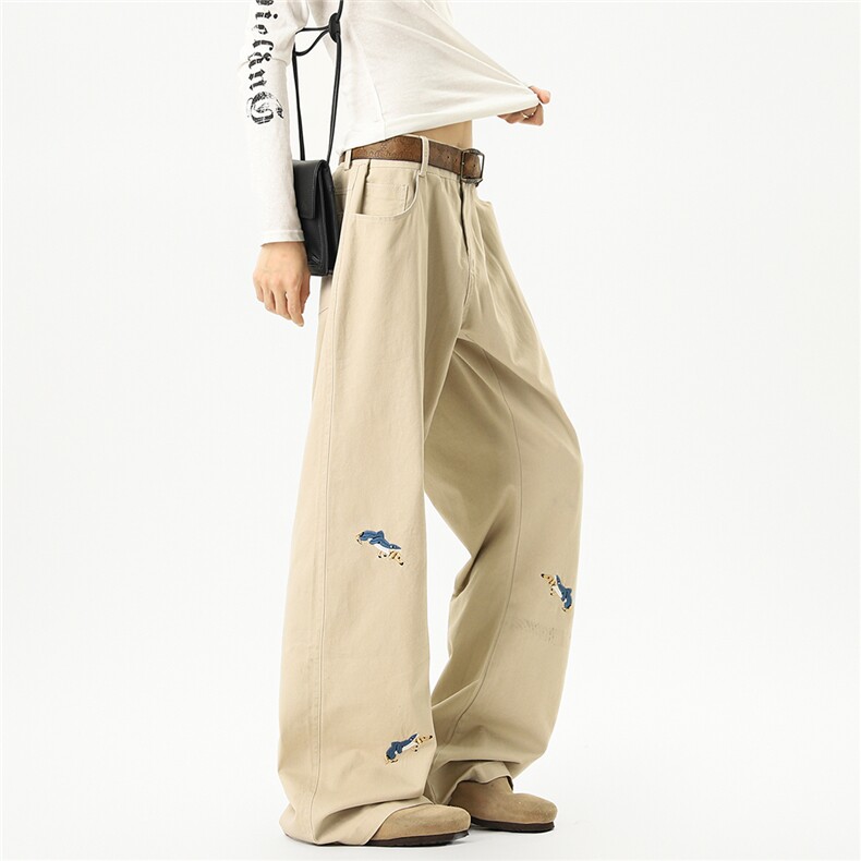 D258L1701P55控78腊肠狗刺绣微喇休闲裤，男装休闲裤，电商D258