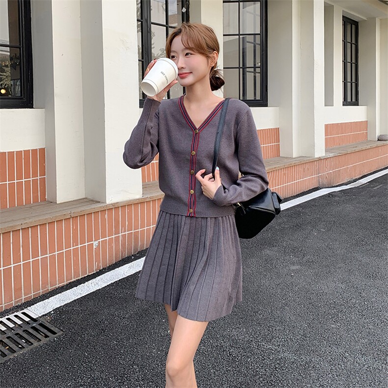 甜美气质韩系休闲风套装2024秋季新款减龄显瘦针织衫短裙两件套女,女装套装/套裙,千千佰惠