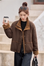韩版轻薄保暖白鸭绒羽绒服2025冬季新款休闲宽松防寒羽绒外套上衣，女装羽绒服，余墨