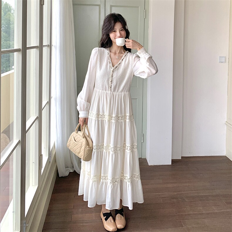 清纯乖乖妹白色连衣裙女春秋2025新款超火好看氛围感独特漂亮长裙,女装连衣裙,2D035
