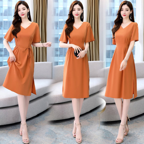 轻熟风流行连衣裙2021夏装新款女装气质休闲收腰显瘦中长款裙子潮，女装连衣裙，丽美静依