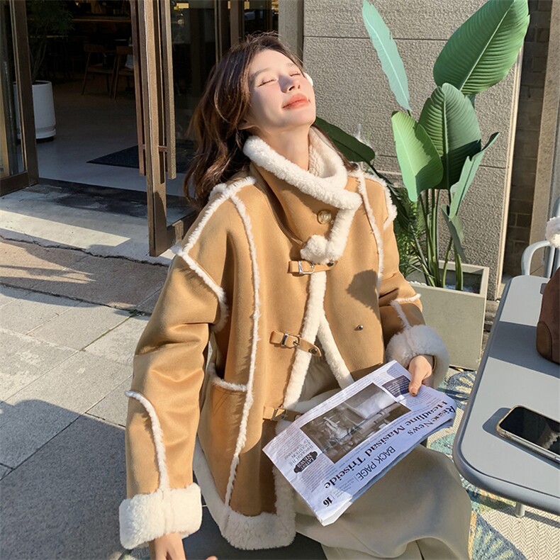 2024年冬季皮毛一体短款羊羔毛休闲大口袋两面穿,女装羊羔毛/颗粒绒,蝶眷