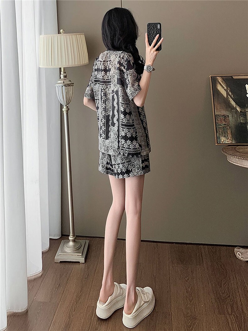 韩流时尚套装女夏季新款气质显瘦圆领印花短袖上衣阔腿短裤两件套,女装套装/套裙,江南