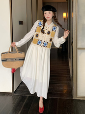 法式田园风穿搭白色长袖连衣裙配马甲女春秋超火好看长裙两件套装，女装连衣裙，浙宝192（原082）