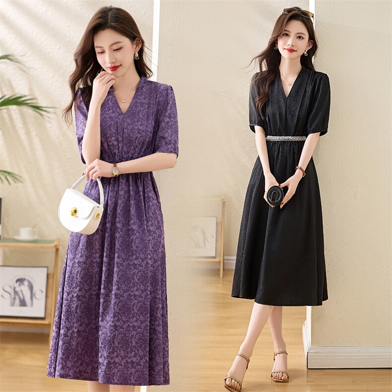 法式黑色连衣裙女2025新款夏小个子收腰显瘦赫本风V领裙子，女装连衣裙，多彩