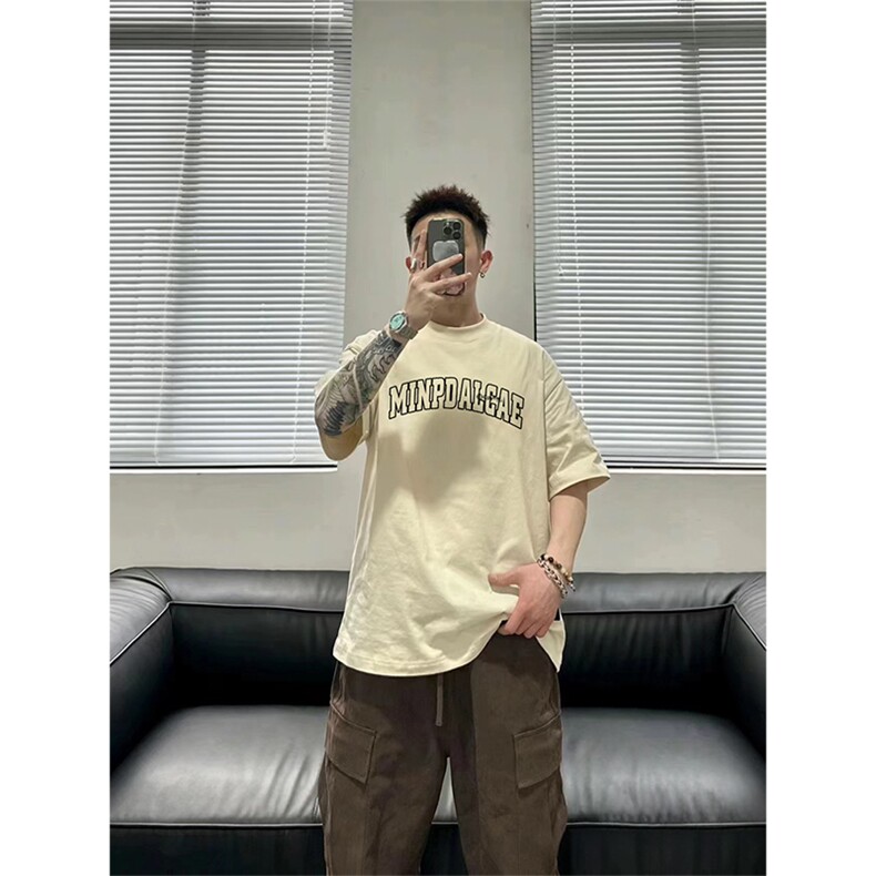 抖音得物供货210克宽松纯棉美式潮牌印花宽松落肩袖纯棉T恤AT2103图片