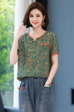 2025年夏季新款碎花圆领撞色上衣雪纺衫，女装蕾丝衫/雪纺衫，简韵佳