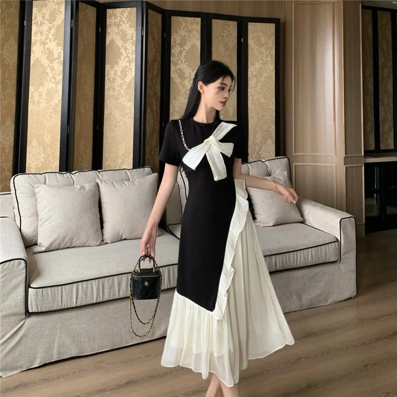 独特绝美撞色拼接黑色连衣裙女夏季新款高级小众设计感不撞款裙子，女装连衣裙，星座1210-1