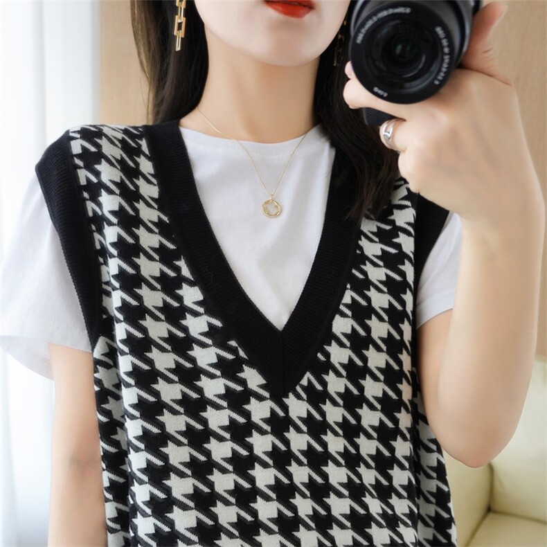 2025年秋季时尚百搭通勤简约休闲黑色千鸟格马甲，女装马甲，大美人包芯纱店