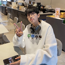 白色