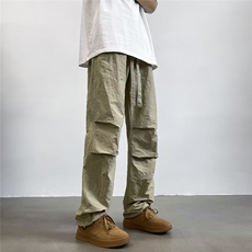 卡其色