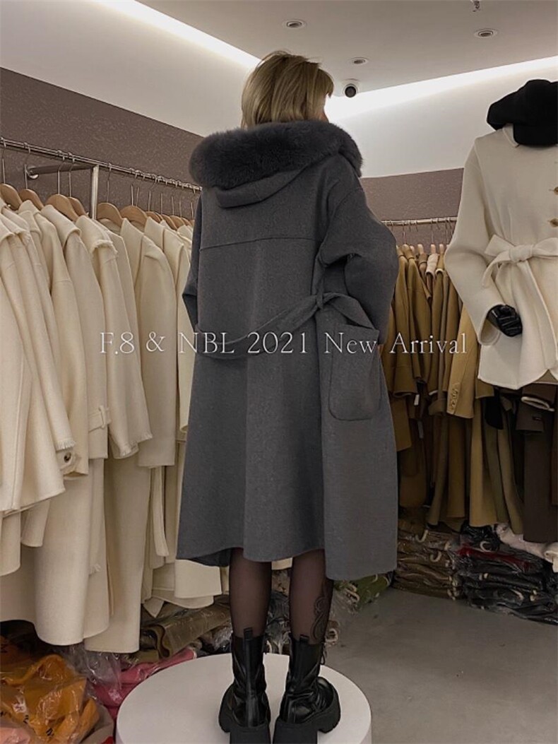 新款真毛领羊绒大衣，其它，慕容神话