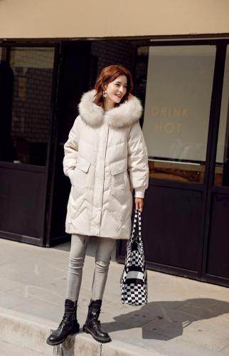 时尚羽绒服，女装羽绒服，变格