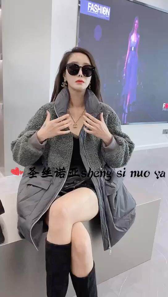 皮毛一体拼羽绒，其它，圣丝诺亚