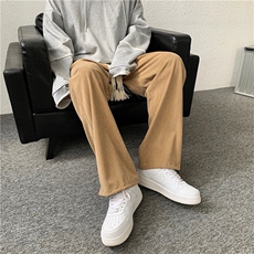 卡其色