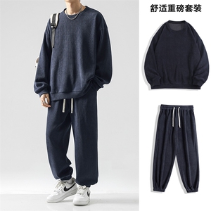 茶色条绒圆领卫衣搭配束脚休闲裤美式休闲穿搭-TZ830特批92图片