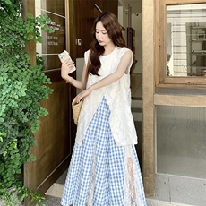 2025新款时尚甜美减龄刺绣开衩背心格子蕾丝拼接半身裙两件套，女装套装/套裙，2C213