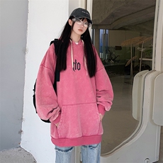 玫红色