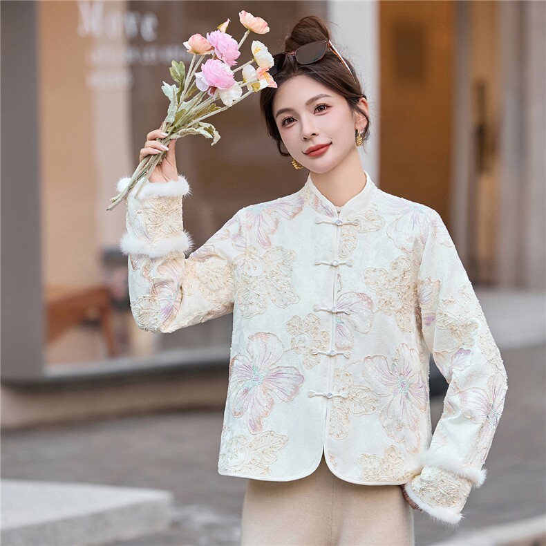 新中式国风盘扣刺绣棉衣短外套女2025秋冬新款洋气减龄轻薄款棉服,女装棉衣/棉服,依如秀(原杭风阁)