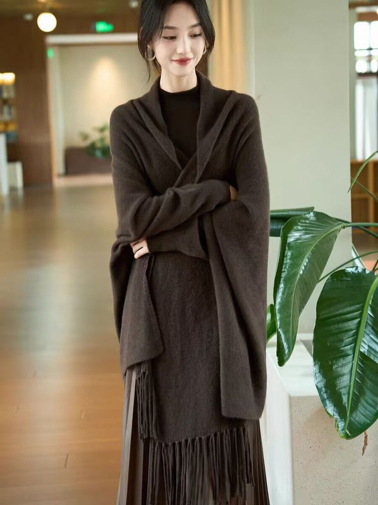 2025年秋季时尚百搭通勤简约休闲斗篷披肩，披肩，莺澜羊绒