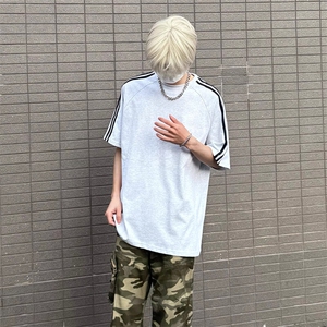 抖音得物高品质二开240克宽松纯棉美式潮牌三条杠织带短袖T恤图片
