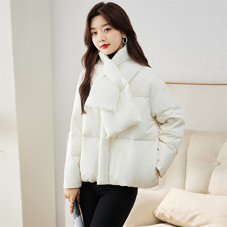 现货羽绒服女连帽新款短款小个子面包服时尚宽松休闲保暖轻暖外套,女装羽绒服,贵人树