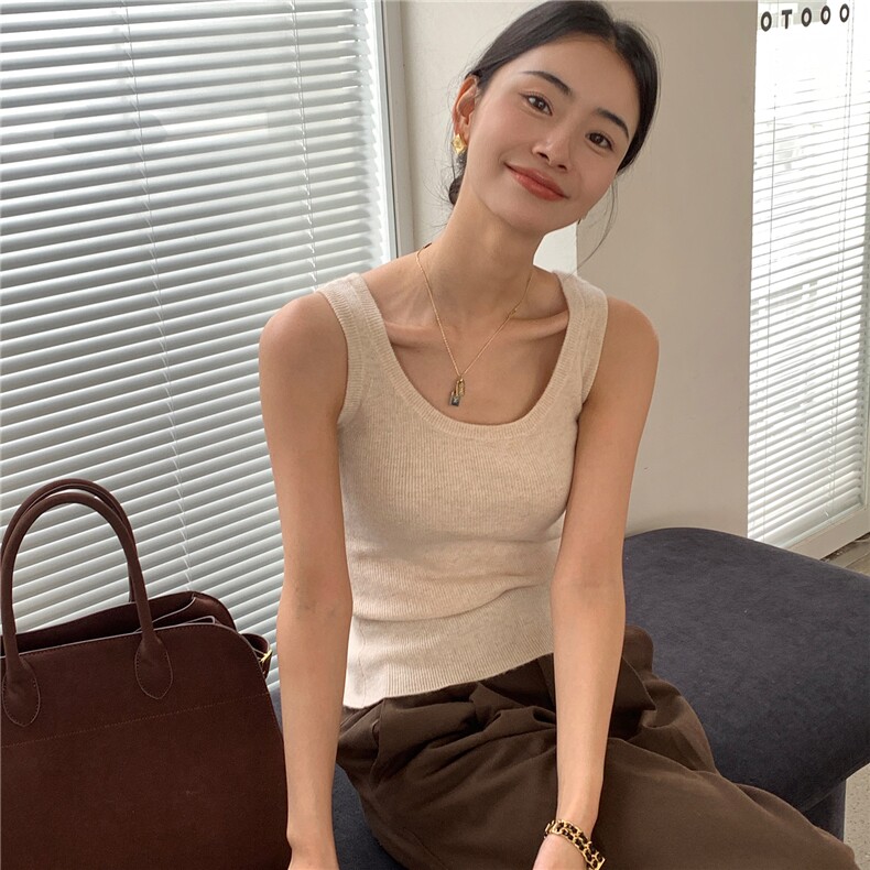 2025舒适百搭简约宽吊带背心舒适保暖内搭,女装羊绒衫,玛卡隆羊绒