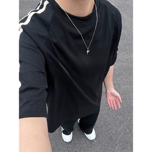 抖音得物高品质二开240克宽松纯棉美式潮牌三条杠织带短袖T恤图片