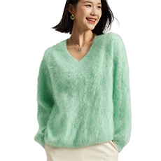 秋冬季羊绒休闲百搭时尚V领扭花拉绒羊绒衫，女装羊绒衫，英集羊绒