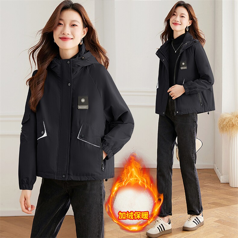 加绒外套女2024秋冬新款小个子超好看休闲连帽白色短工装厚派克服,女装棉衣/棉服,以桐