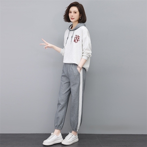 时尚字母刺绣休闲两件套女宽松显瘦运动服套装图片