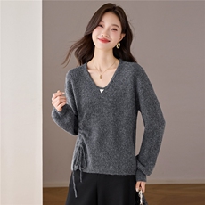 高级针织设计感V领蕾丝打底衫2025年秋季新款宽松抽绳针织衫新款，女装羊毛衫，艾米