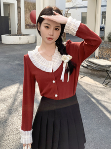 针织花边长袖上衣女春秋红色衬衫时尚修身显瘦设计感2025新款百搭图片