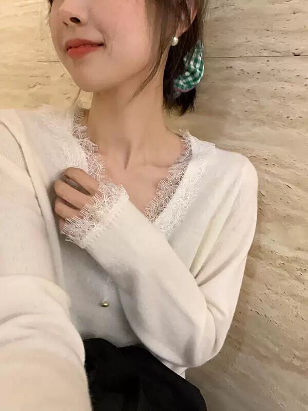 法式高级感蕾丝V领针织羊毛衫女白色气质薄款精致显瘦毛衣外套,针织衫/毛衣,雪真羊绒