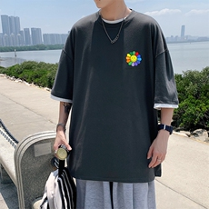 灰色